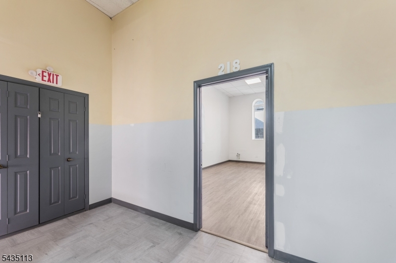 Suite Entrance