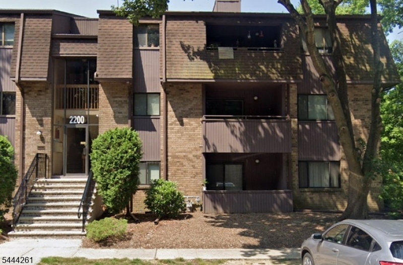 2231 Old Stone Mill Dr