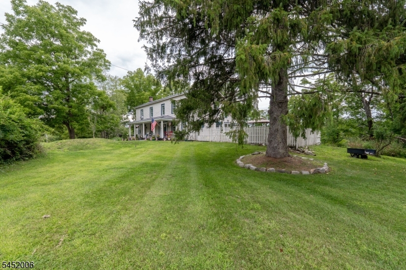 213 Clove Rd