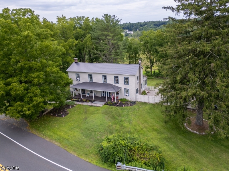 213 Clove Rd