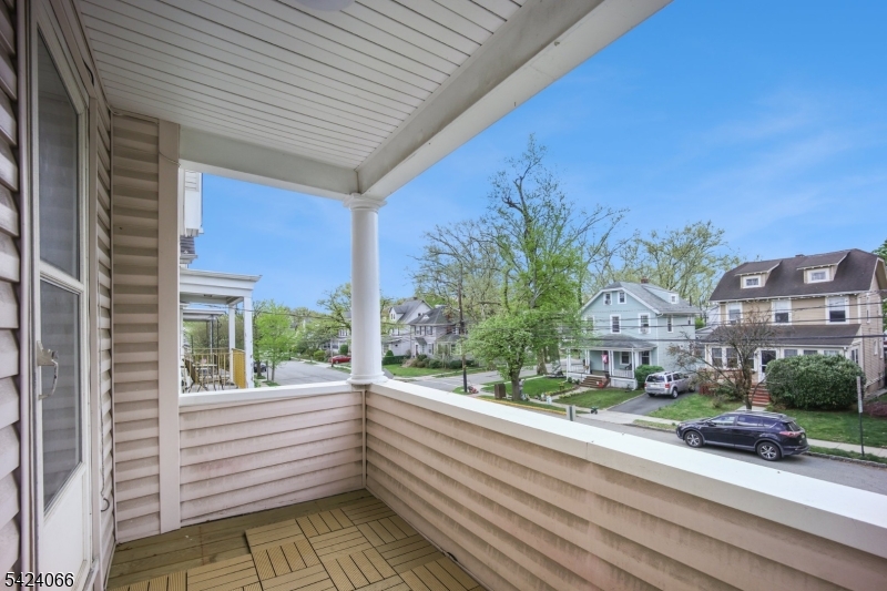 2nd View Balcony off front BR