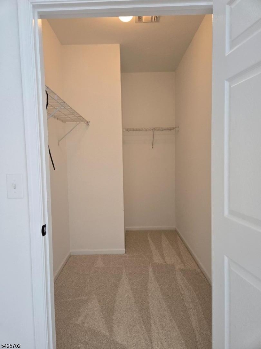 Walk in closet
