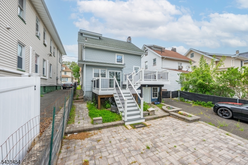 147 Clinton Ave, Clifton City, NJ 07011 Listing Photo  25