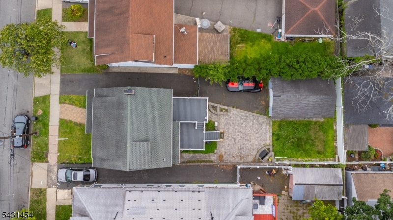 147 Clinton Ave, Clifton City, NJ 07011 Listing Photo  28