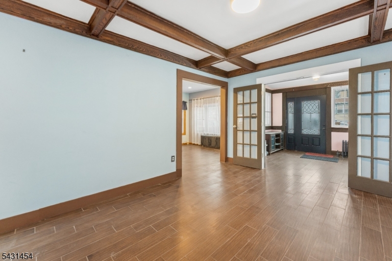 147 Clinton Ave, Clifton City, NJ 07011 Listing Photo  3