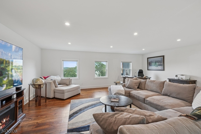 Den with Lakeviews