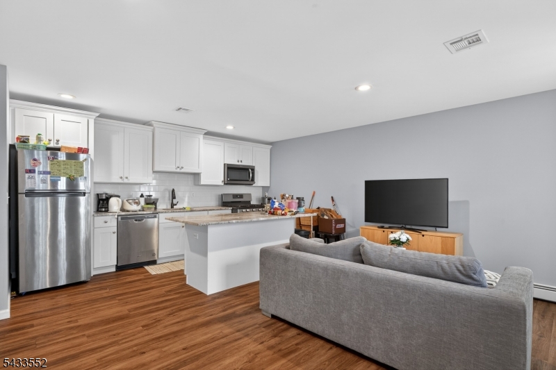 Single Family Kitchen