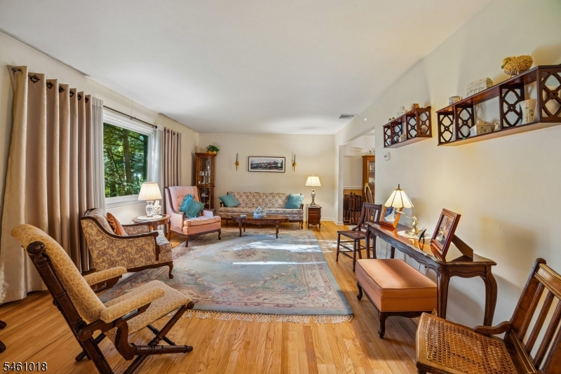 21 Long Ridge Rd