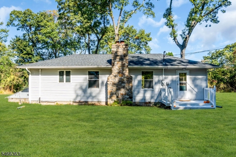 632 Dorothy Ln