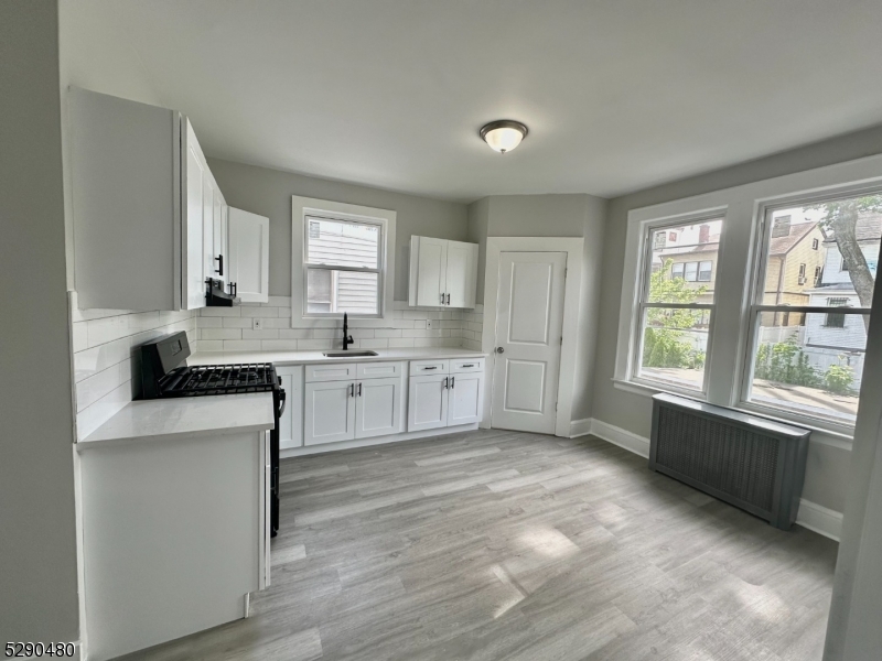 Kitchen Full