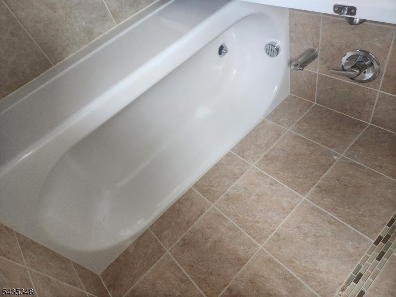 bathroom2