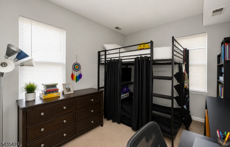 Bedroom - unit 2