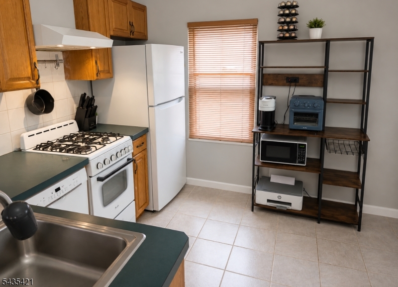 Kitchen - unit 3