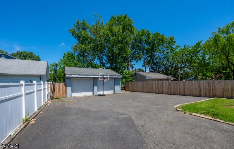 2 car garage