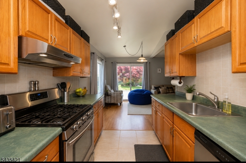 Kitchen - unit 1