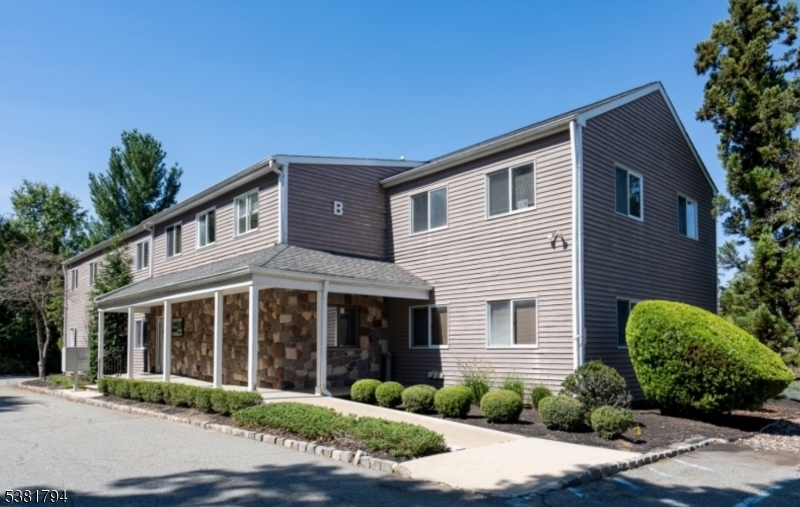 123 Columbia Tpke, Florham Park Boro, NJ 07932 Listing Photo  0