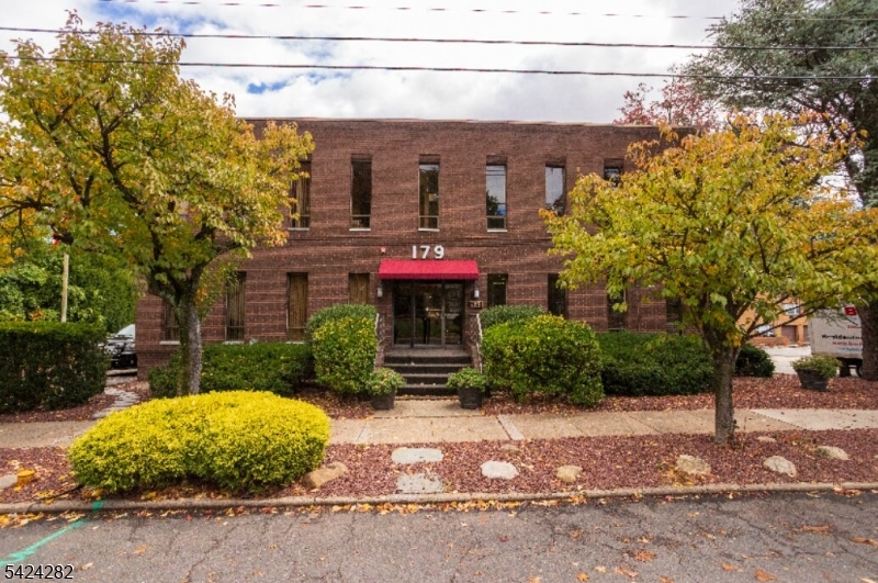 179 S Maple Ave, Ridgewood Village, NJ 07450 Listing Photo  0