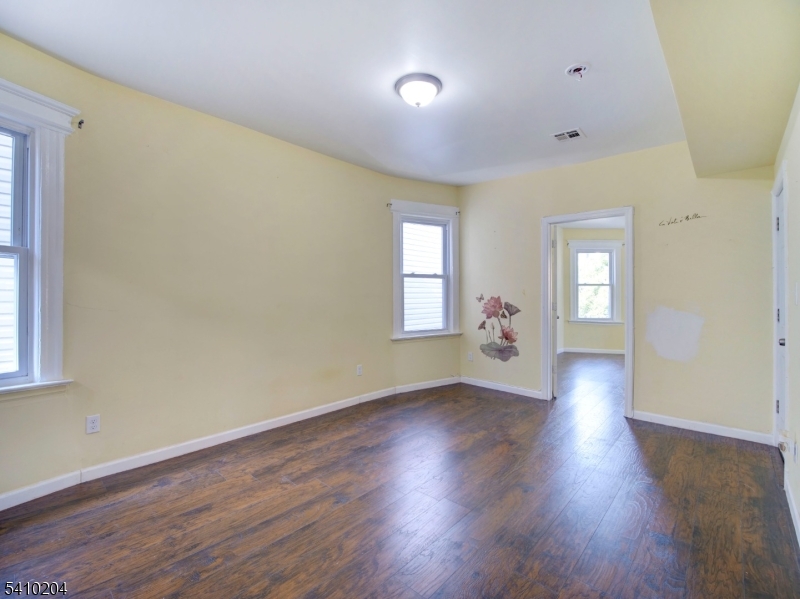 2nd flr Livingroom(pre-rental)