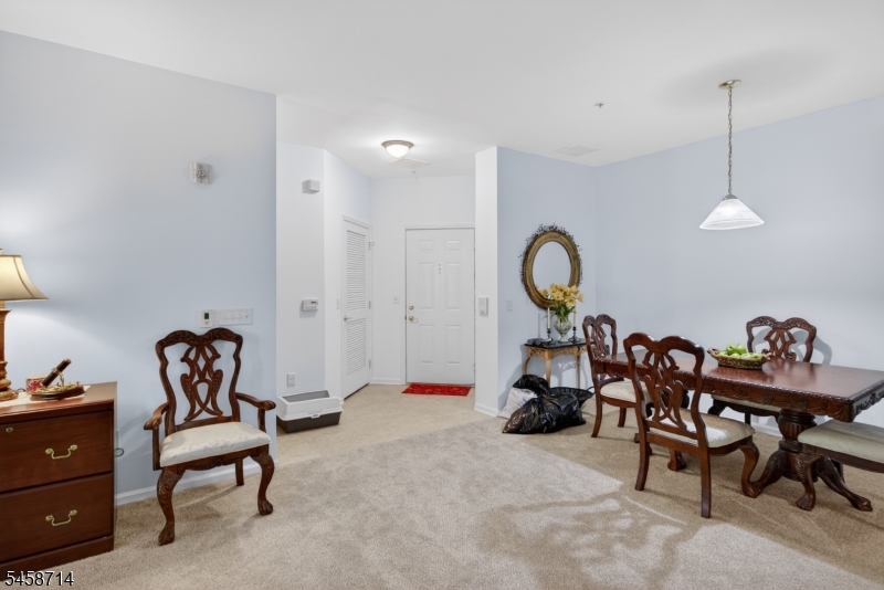 526 Timberlake Dr