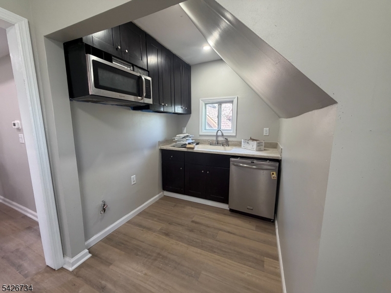 Eat in kitchen