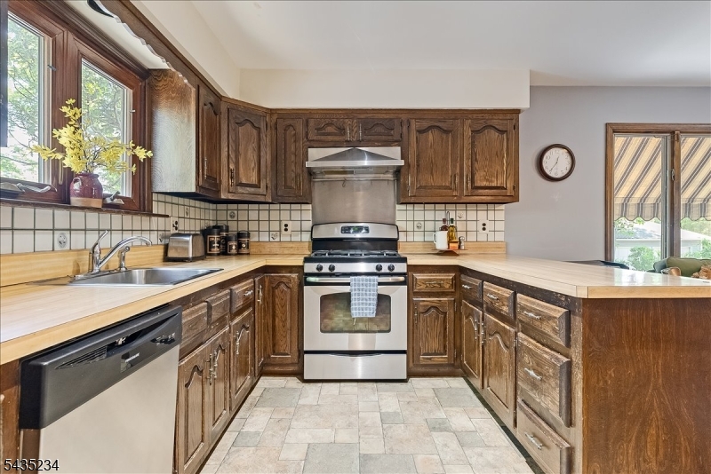 Sizable Kitchen