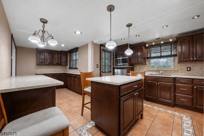 524 Lloyd Rd