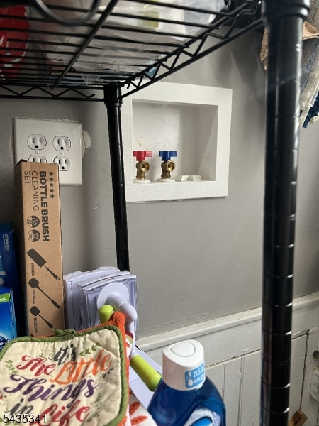 Washer/Dryer Connections