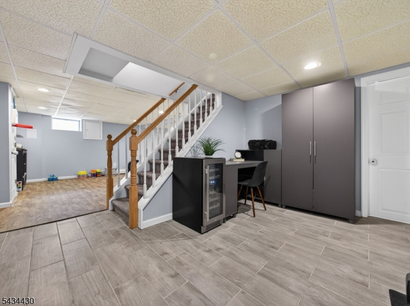 OFFICE AREA