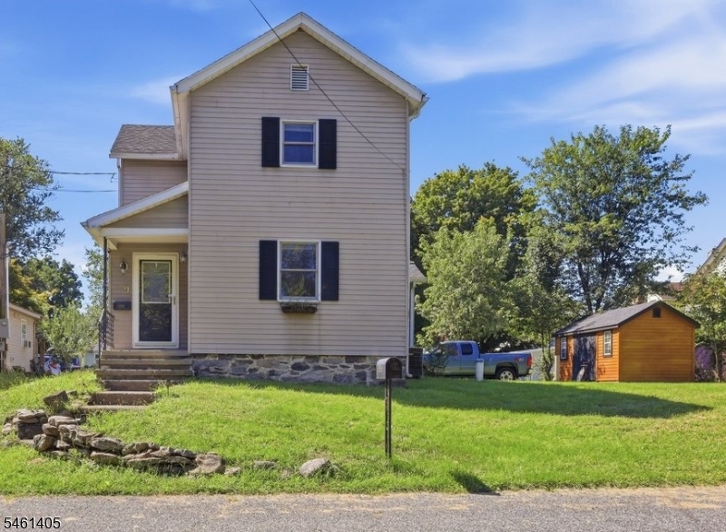 9 Church St