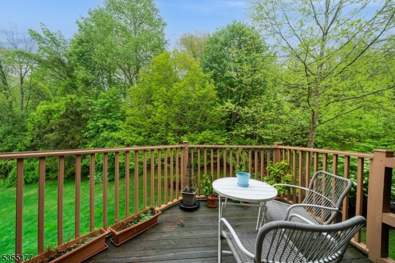 12 Pine Cres Unit 21 21