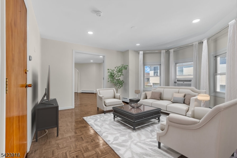 633 Mcgillvray Pl, Linden City, NJ 07036 Listing Photo  0