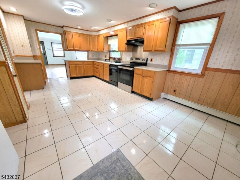 kitchen/dining
