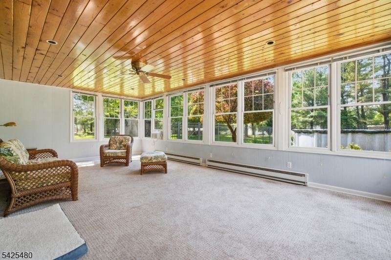 Sunroom (3 of 3)
