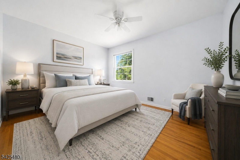 Bedroom 3 (1 of 2)