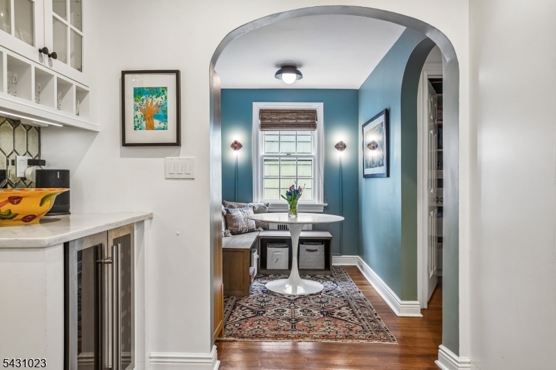 Breakfast Nook