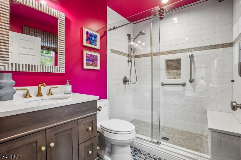 1st Floor Bedroom Ensuite Bath