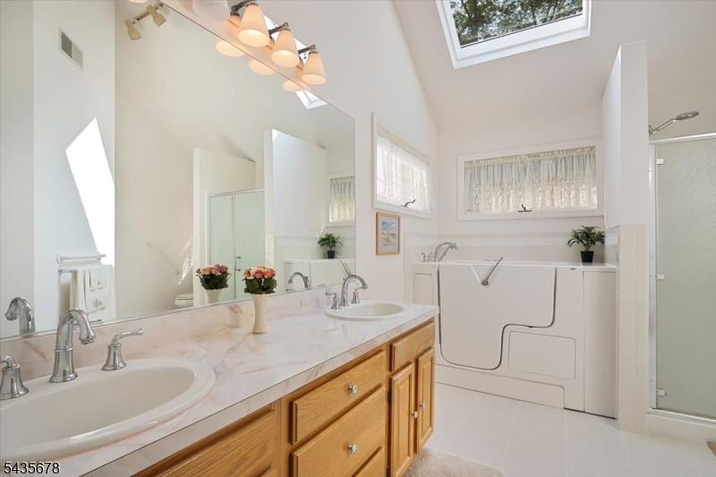 101 Jordan Rd, Rockaway Twp., NJ 07866 Listing Photo  19