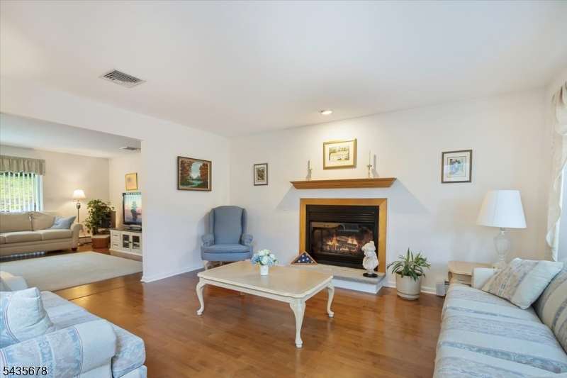 101 Jordan Rd, Rockaway Twp., NJ 07866 Listing Photo  4