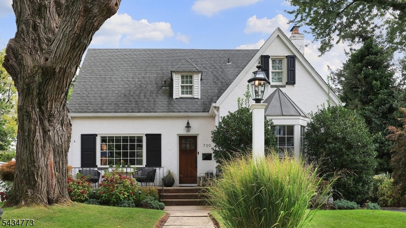 720 Harding St, Westfield Town, NJ 07090 Listing Photo  0