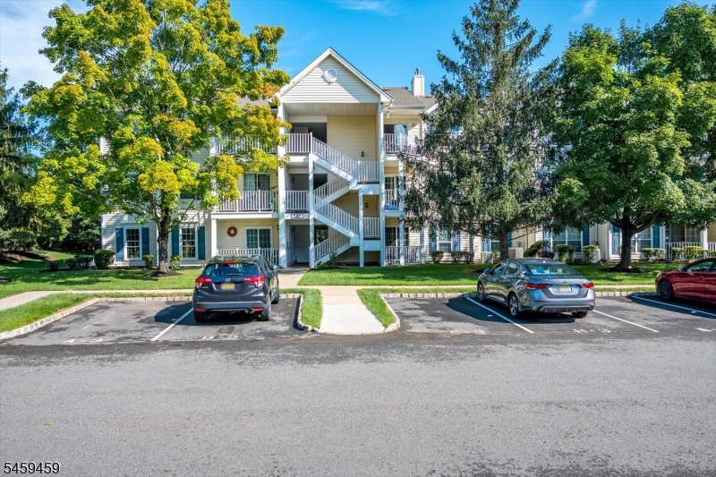 21 Amethyst Way