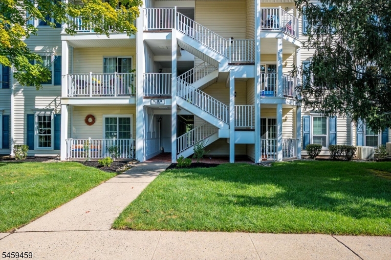 21 Amethyst Way