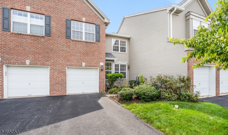99 Warwick Rd