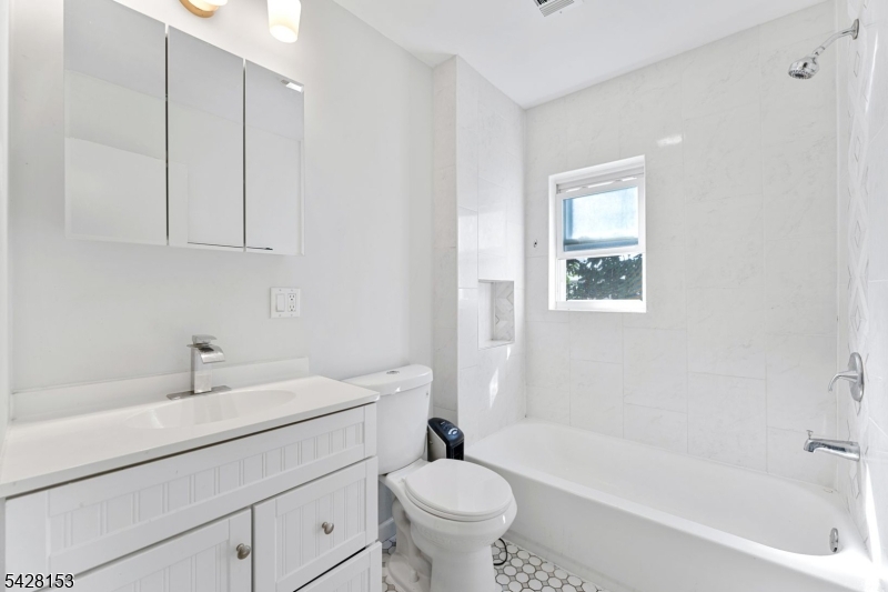 full bath