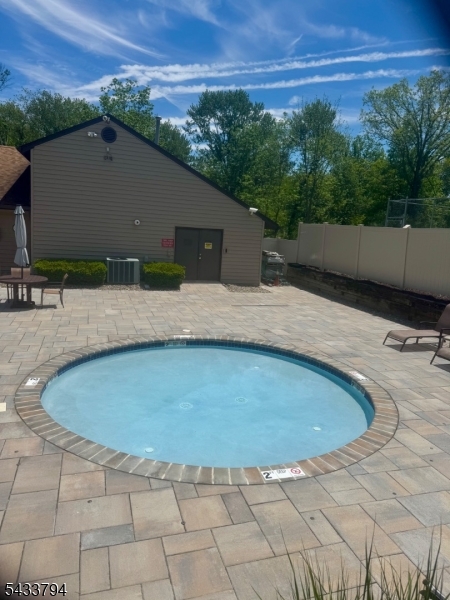 Kiddie pool