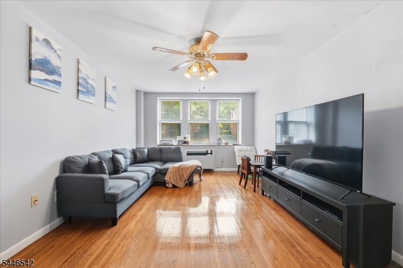 19 Lyons Ave 207
