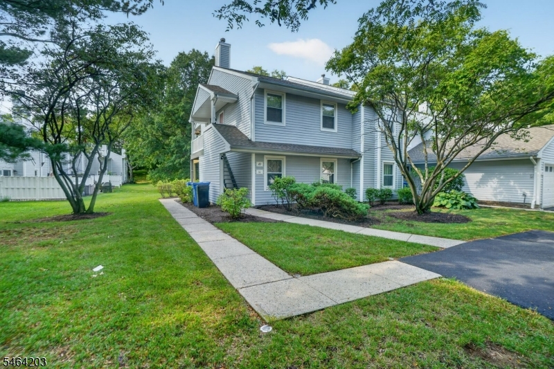 51 Woodmere Dr
