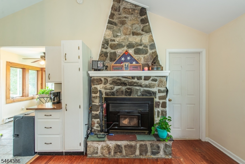 4 Gilbert Dr