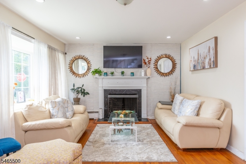 1 Alexander Ave