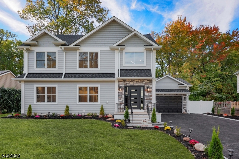 17 Blake Dr
