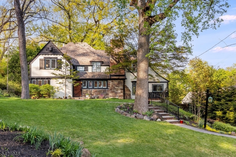 5 Fairview Ter, Maplewood Twp., NJ 07040 Listing Photo  0